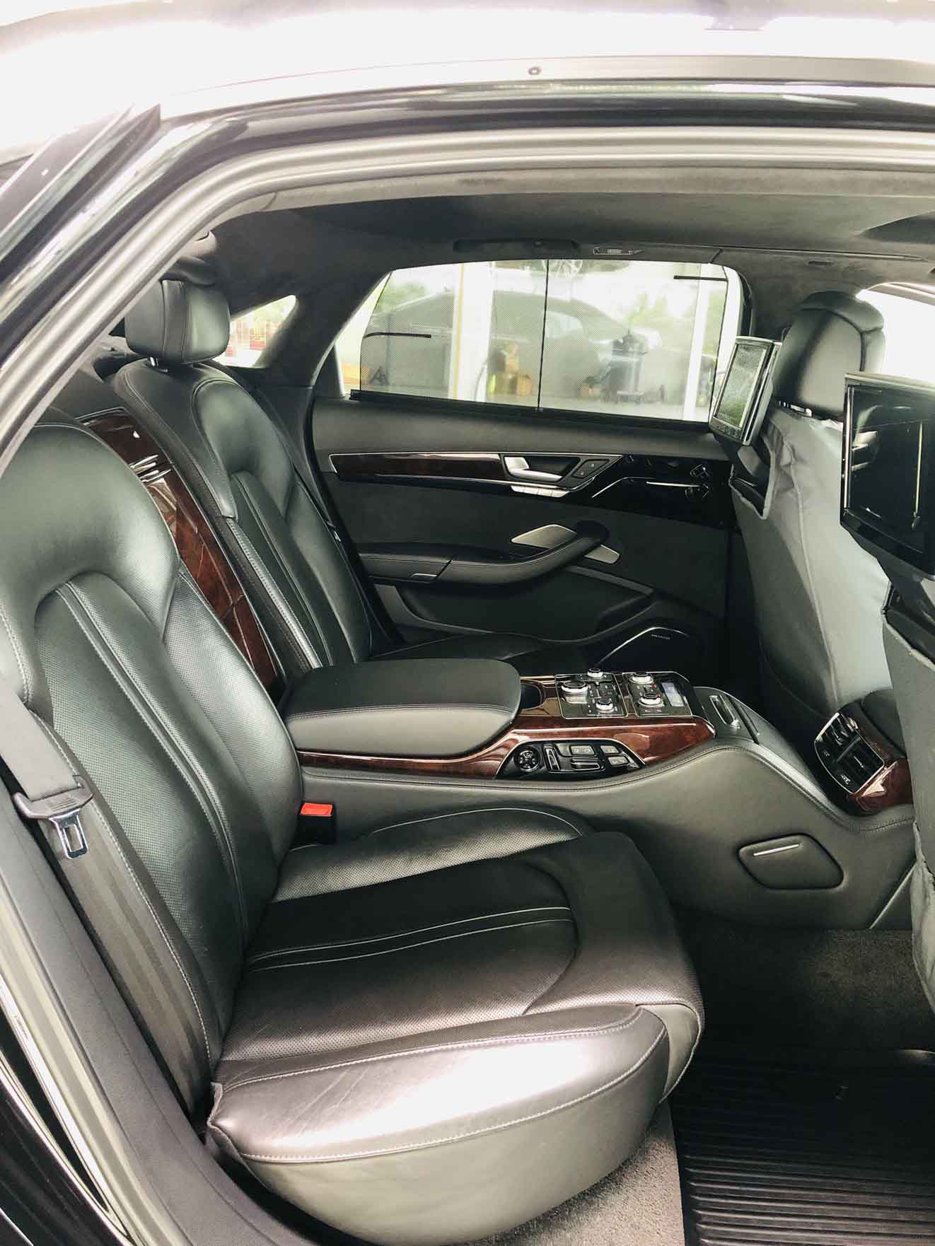 stallion approved - pre-owned audi 8 - interior view